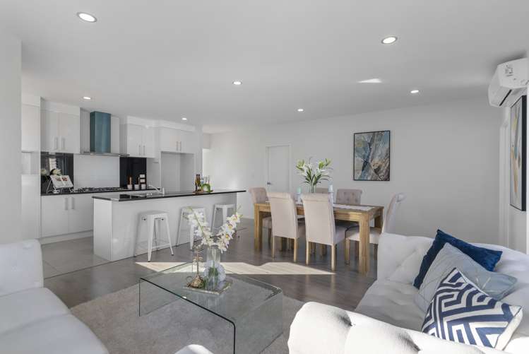 9 Soaring Bird Drive Takanini_10