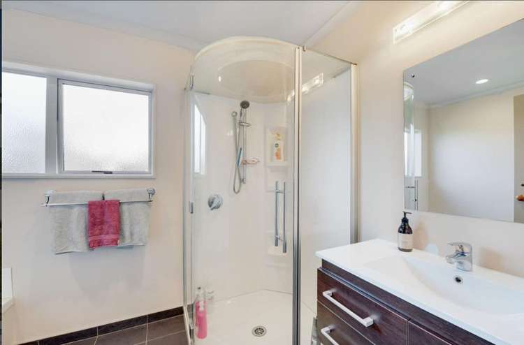 3 Coach Place Brightwater_6