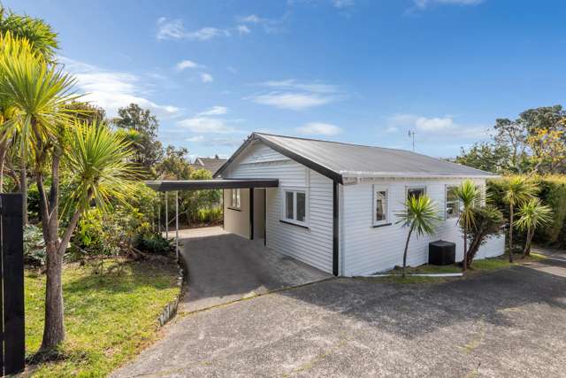 5 Lyons Avenue Murrays Bay_3