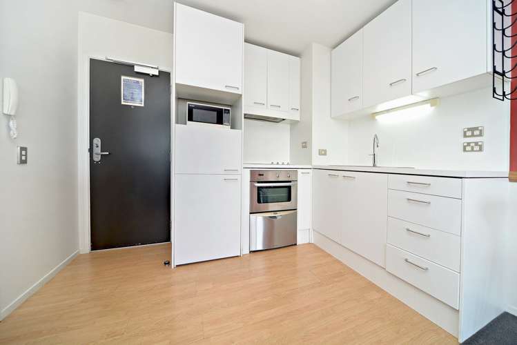 37i/16 Gore Street Auckland Central_7
