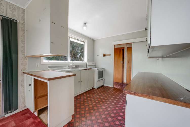 120 Gills Road Bucklands Beach_13