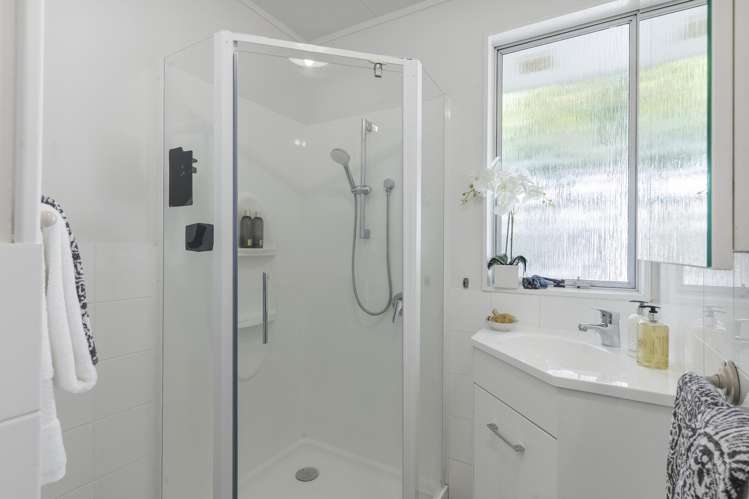 36 Cardwell Street Onehunga_16