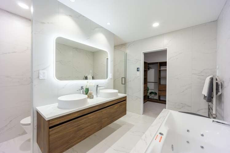 73 Headsail Drive Long Bay_16