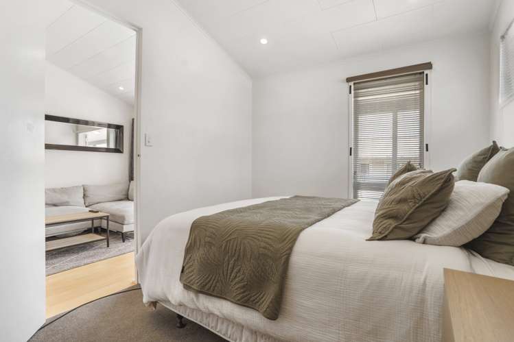 68 Commodore Drive Lynfield_6