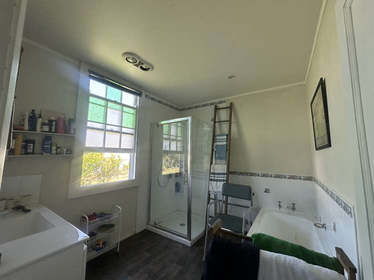 12 Pine Street Mangapapa_27