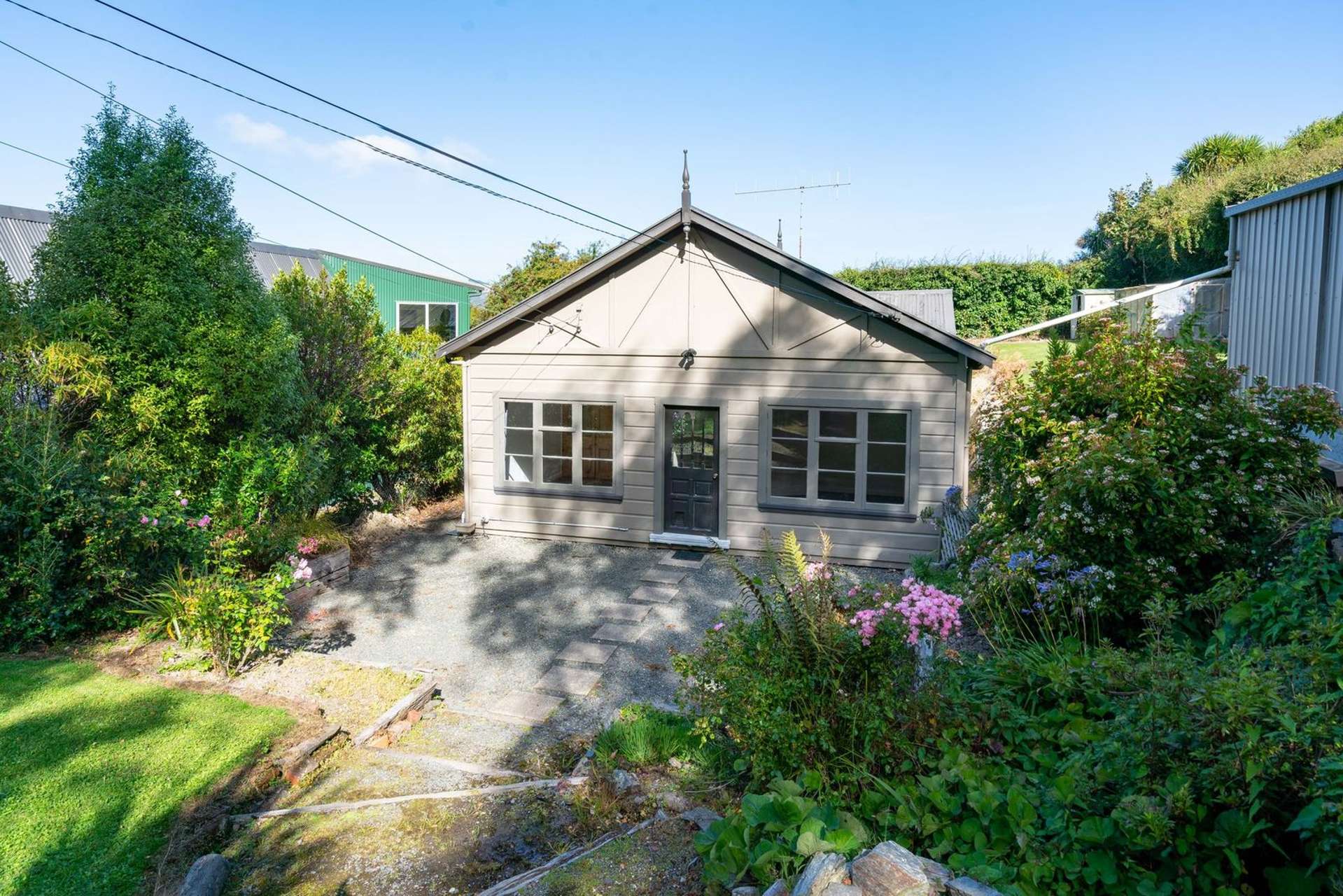 18 Ellesmere Street Ravensbourne_0