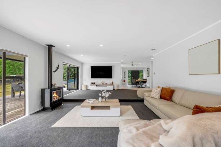 317 & 317A West Road Brookby_47