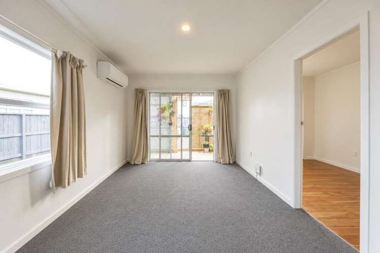 3/3 Littler Street Hamilton East_1