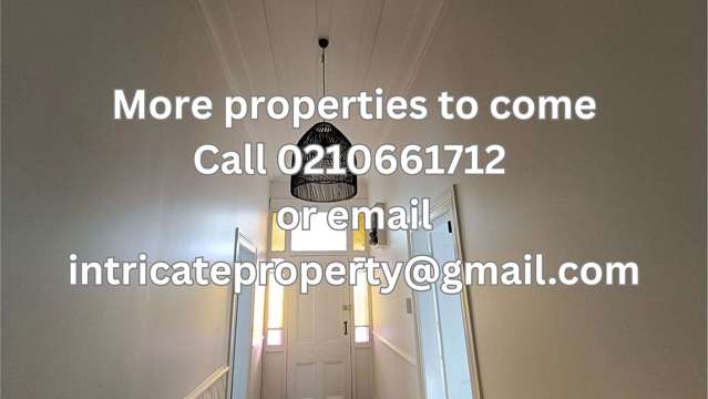 Warm 2–3 Bedroom Renovated Cottage + Parking