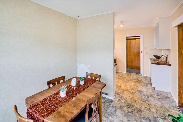 16 Clematis Grove Maungaraki_7