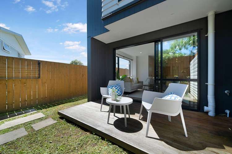 2E Milich Terrace Te Atatu South_9