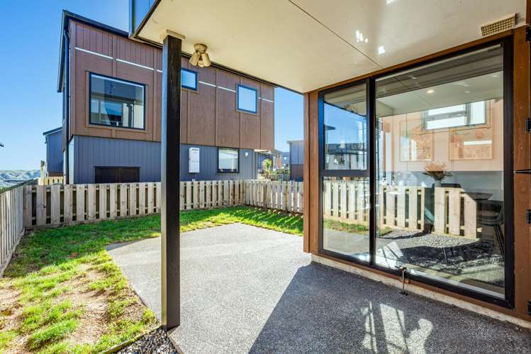 30 Astelia Way Woodridge_13