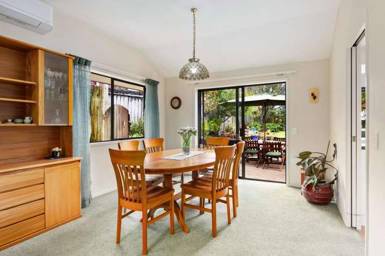 1 Crestview Place Browns Bay_12