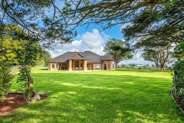 CAPTIVATING 460 SQM COUNTRY HOME