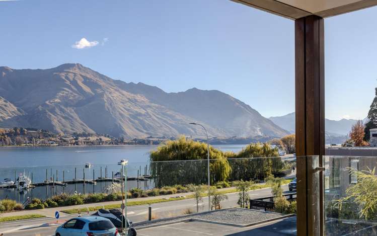 Apt 1 65 Lakeside Road Wanaka_7