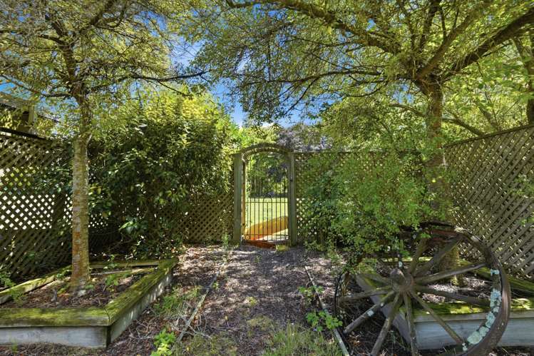 989 Two Chain Road Swannanoa_25