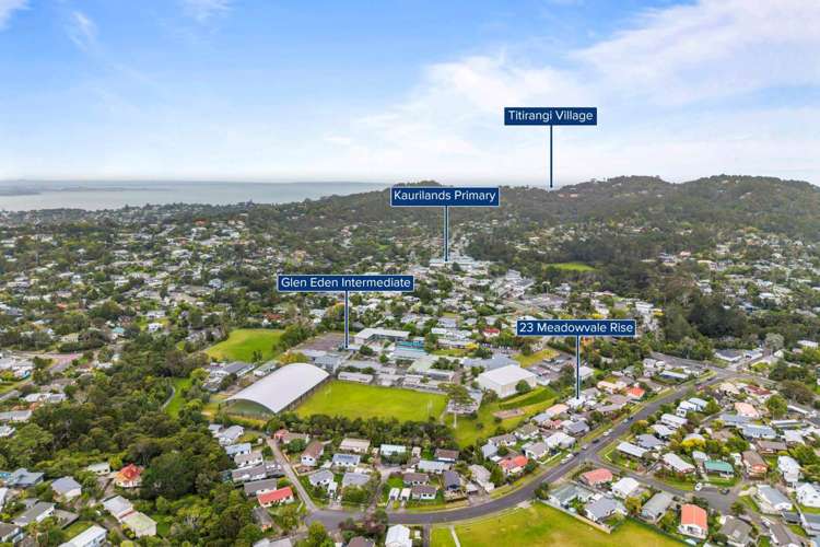 23 Meadowvale Rise Titirangi_19