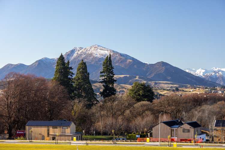 15 Glenbrae Crescent Wanaka_3