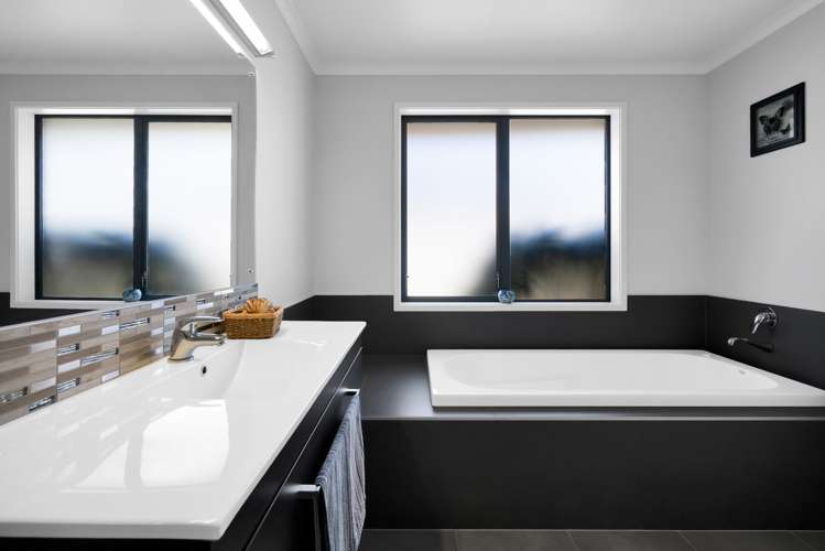 9 Huetu Place Bell Block_26