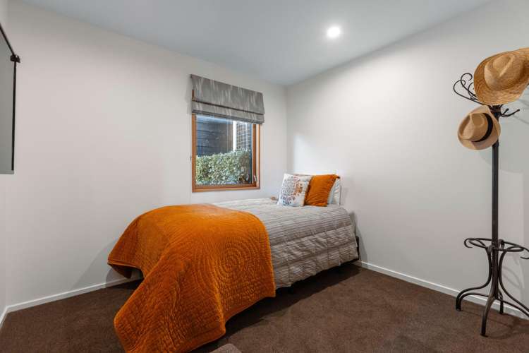 18 Dublin Street Queenstown Hill_15