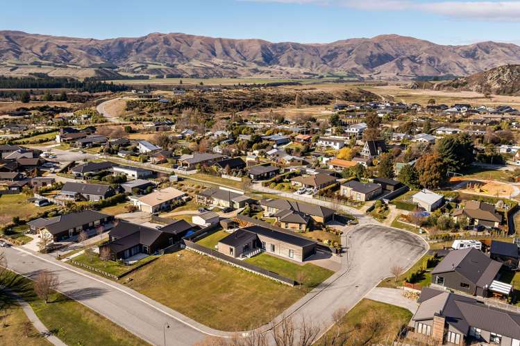 11 Alice Burn Drive Luggate_20