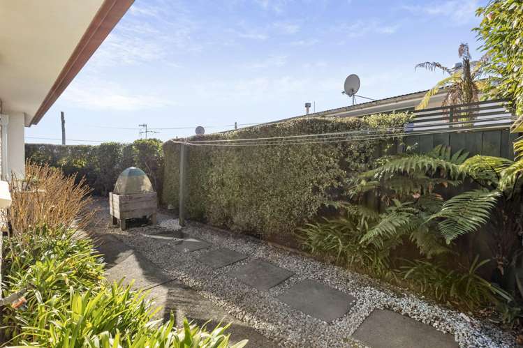 26 Coleridge Place Stoke_11