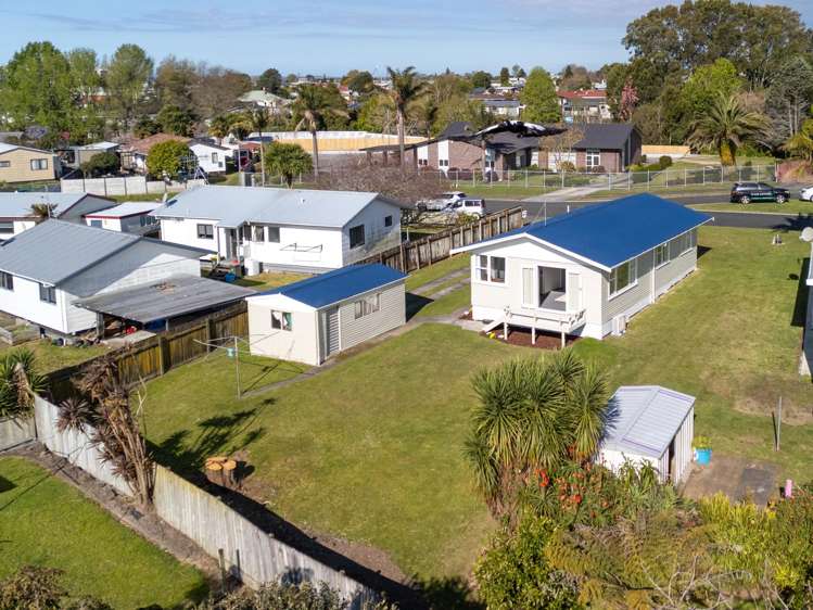 9 Gray Avenue Te Puke_18