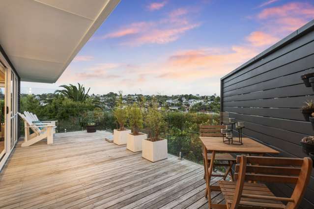 19 Mayfair Crescent Mairangi Bay_3