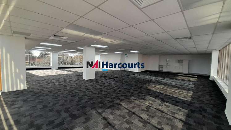 Level 2/62-64 Anzac Street Takapuna_5