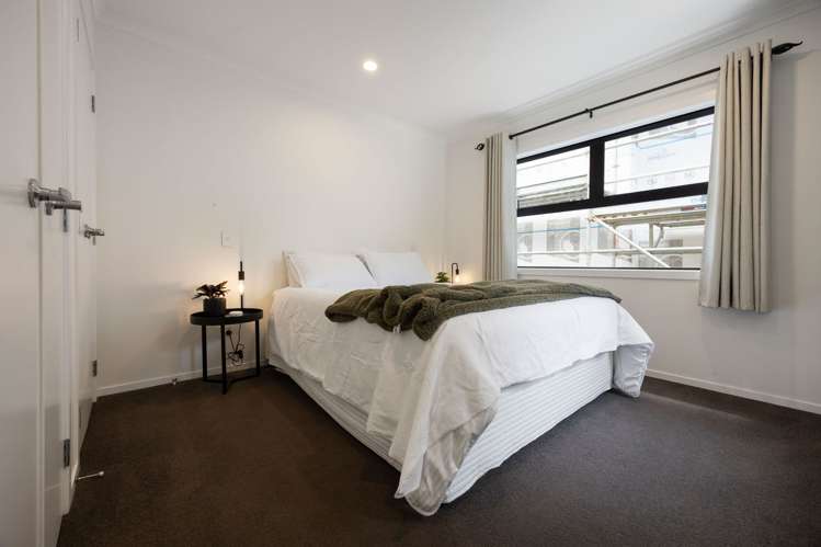 2/3 Manning Street Hamilton Central_12