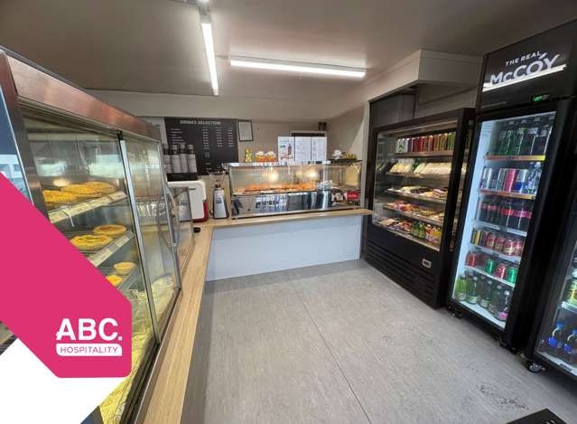 5 Days Lunch Bar - Rent only $240 + GST per Week!