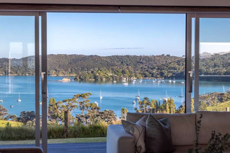 345 Gordons Road Woodside Bay_8