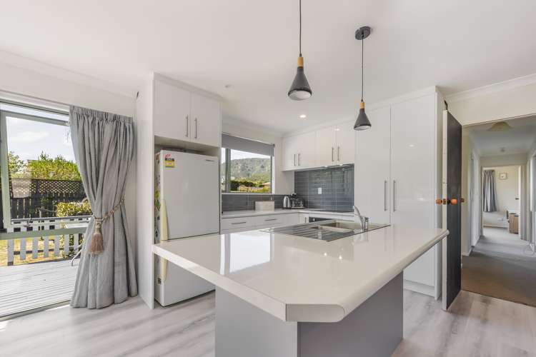 8 Victoria Close Picton_13