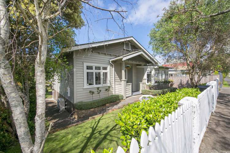 91 Grey Street Onehunga_13