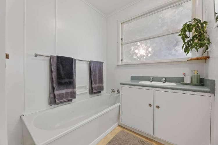 8 Karina Crescent Redwoodtown_11