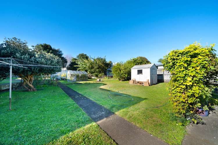 24 Fowlds Avenue Sandringham_10