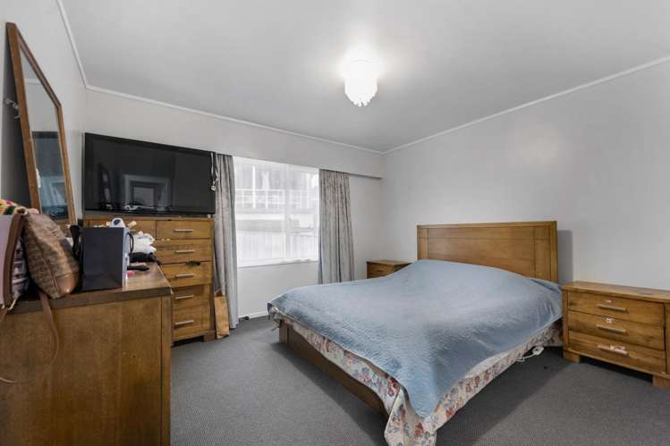 2/13 Lochinver Road_3