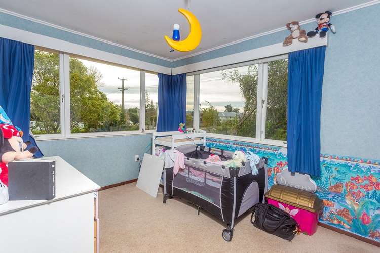 8 Renata Crescent Te Atatu Peninsula_8
