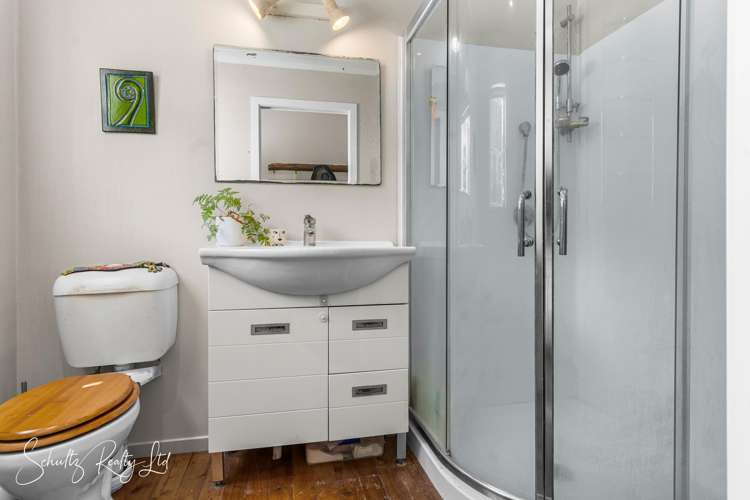 5A Whaka Street Maungaturoto_13