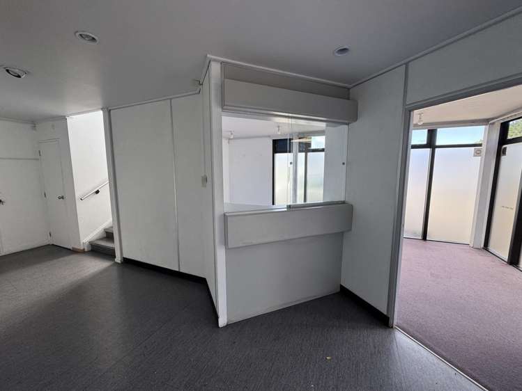 9/4-8 Glover Street Ngauranga_7