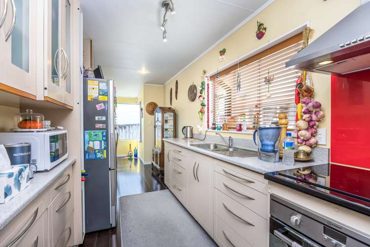 32 Wai Iti Place Clendon Park_16