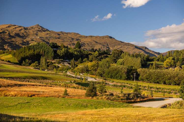 3 Station Rise Dalefield/Wakatipu Basin_9