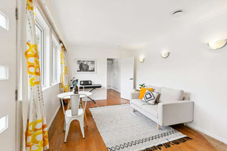 27 Hathaway Avenue Karori_11