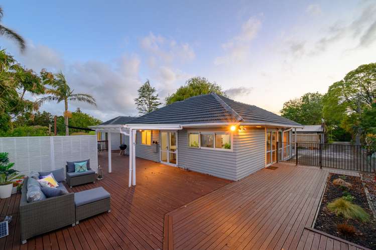 6 Freyberg Place Howick_1