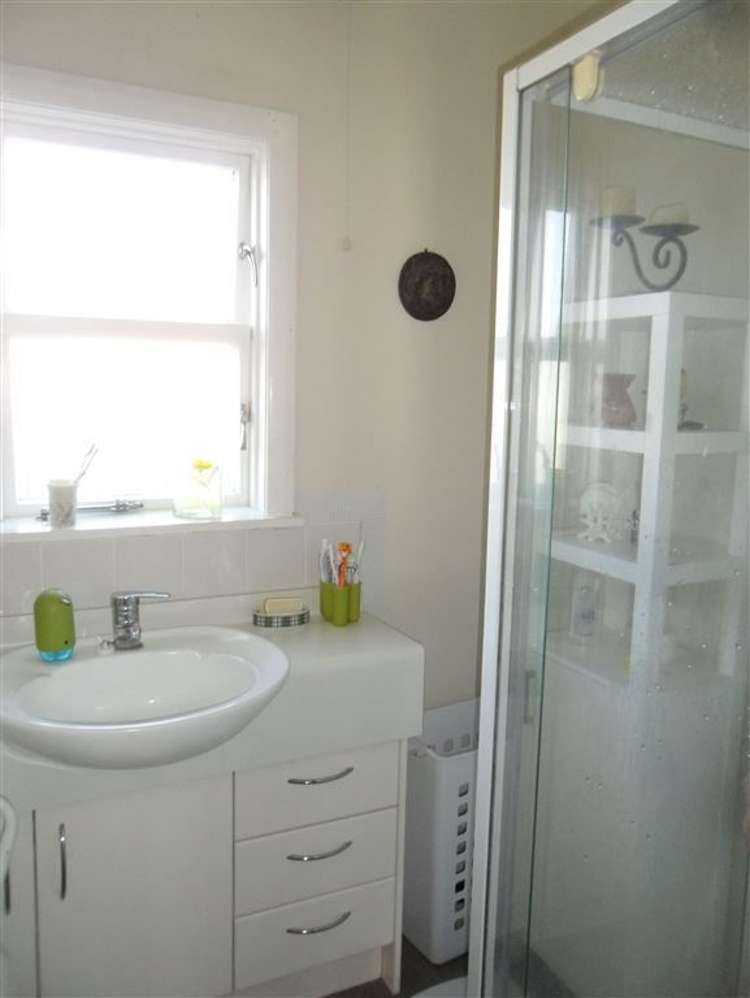 3 Barclay Avenue Te Aroha_12