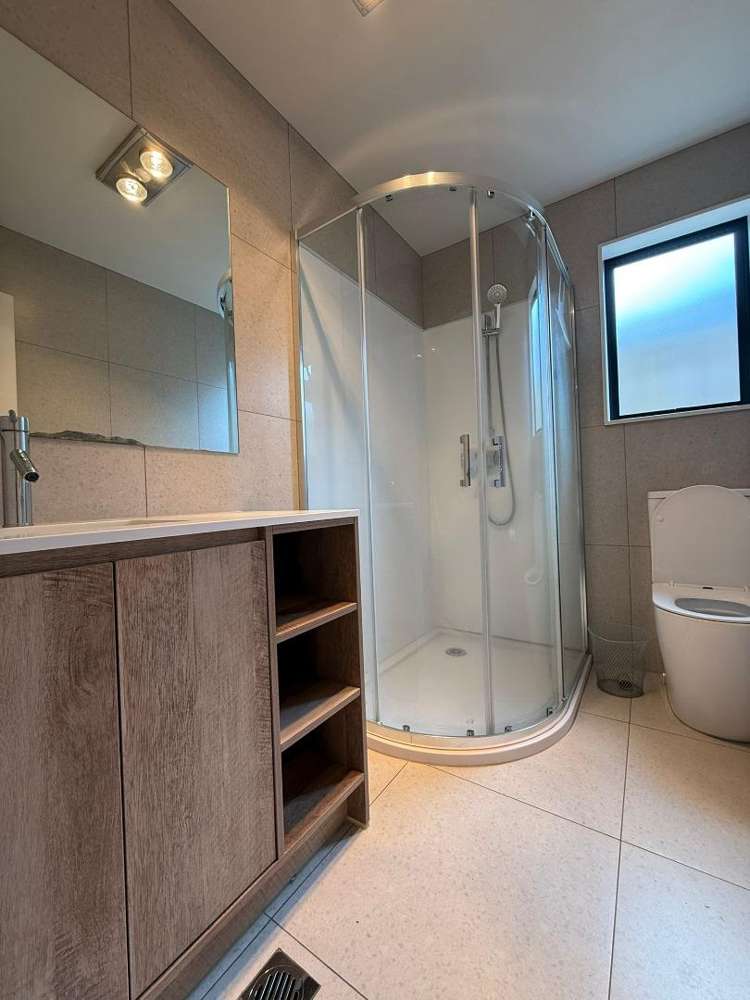 b/3 Cronshow Road 1694_8