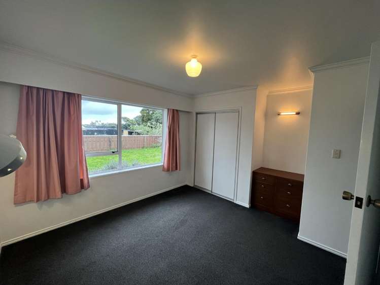 54 Wairau Road Oakura_11