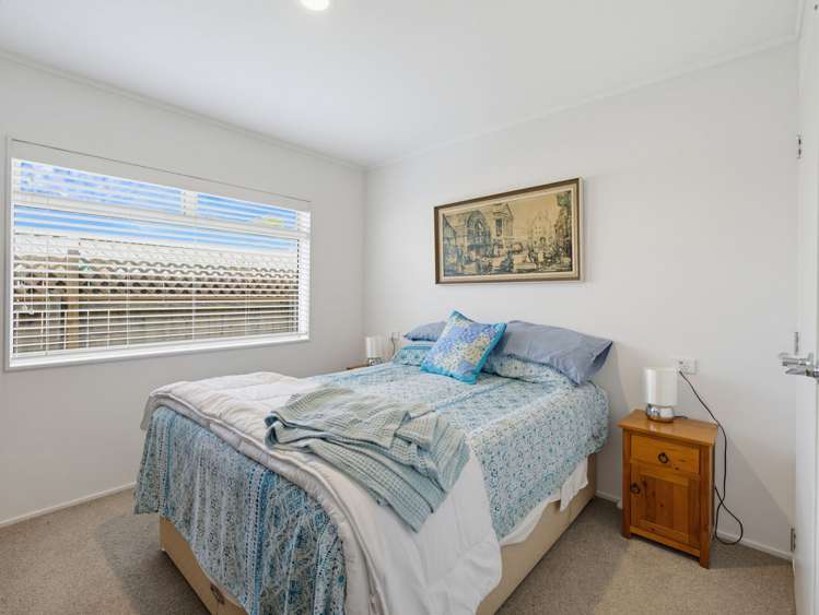 8 Chalmers Close Orewa_8