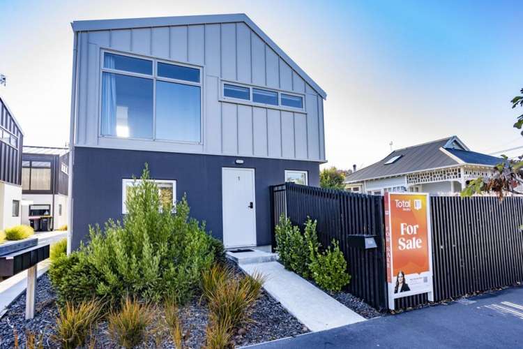 1/266 Selwyn Street Spreydon_11