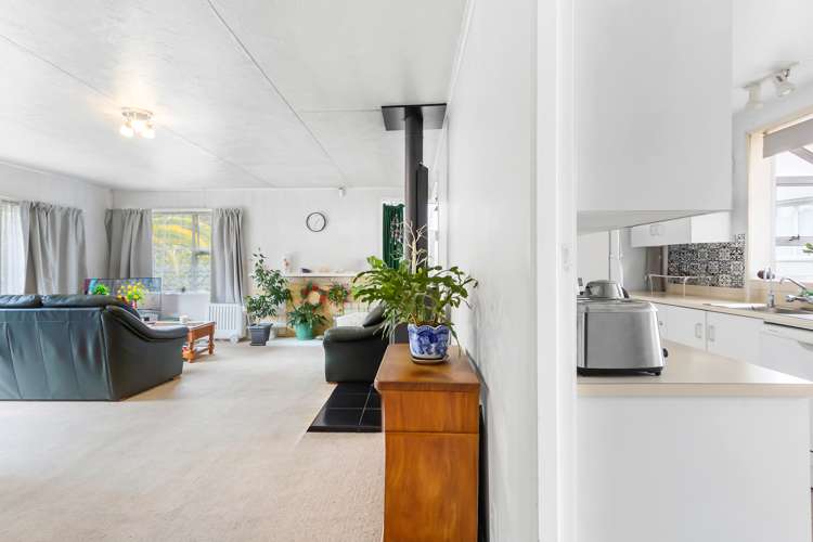 107 Pandora Avenue Westbrook_10